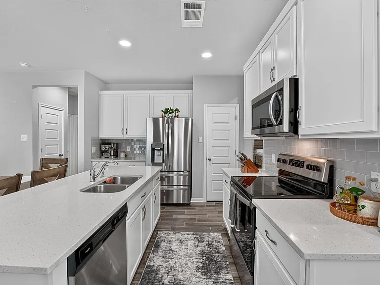 105 Drifter Ln — Photo 8