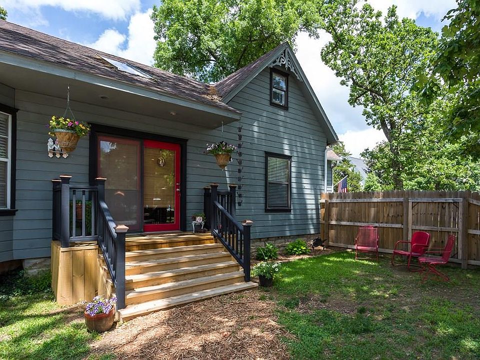 1st image of 602 N Mount Olive St