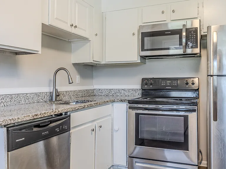 1466 Rock Cut Rd #N5 — Photo 1