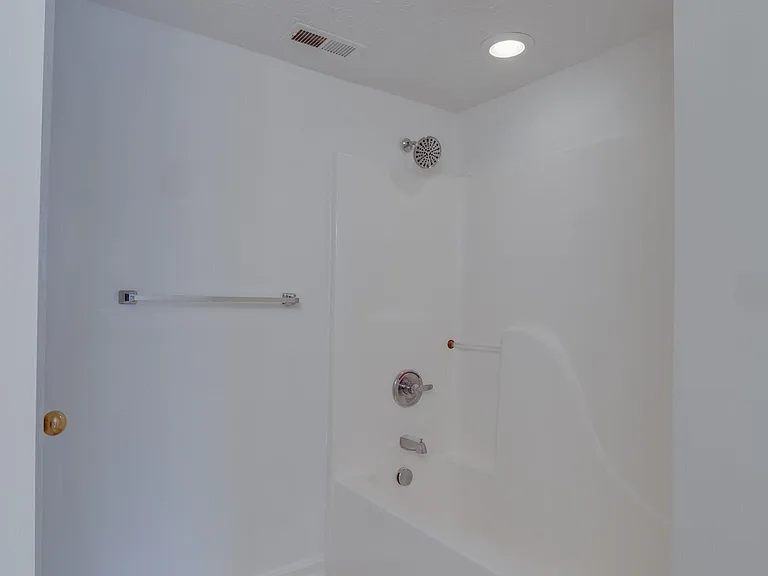 4300 Clearwater Way #4300 — Photo 24