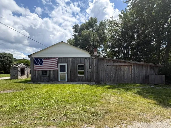 442 Old Highway Rd, Sparta, TN 38583