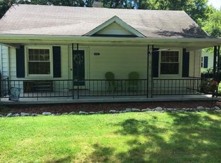 10401 N Baldwin St, Rosedale, IN 47874