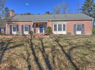 105 Lick Meadow Rd, Bristol, TN 37620