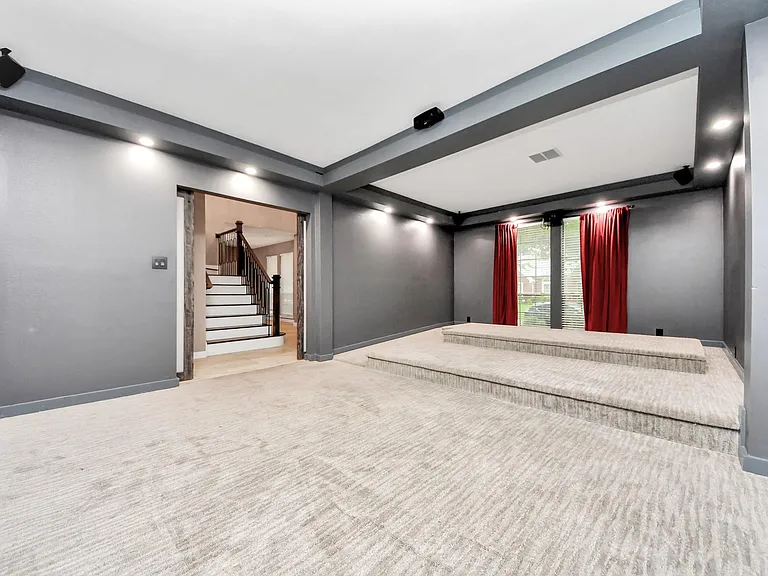 3210 Shadowwalk Dr — Photo 16