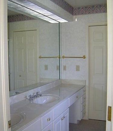 3rd image of 124 Waters Edge Dr