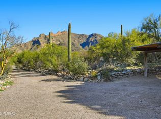 610 E Cambridge Dr, Tucson, AZ 85704