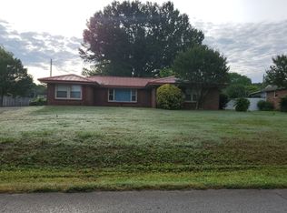 113 Pickwick St, Sheffield, AL 35660