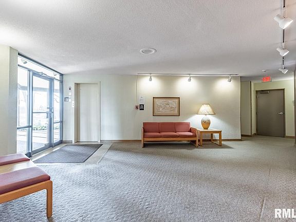 3rd image of 2605 W Willowlake Dr APT 11
