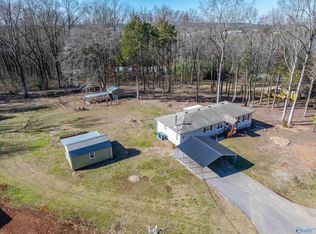 290 Cedar Crest Dr, Huntsville, AL 35806