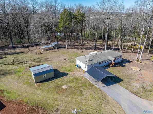 290 Cedar Crest Dr, Huntsville, AL 35806