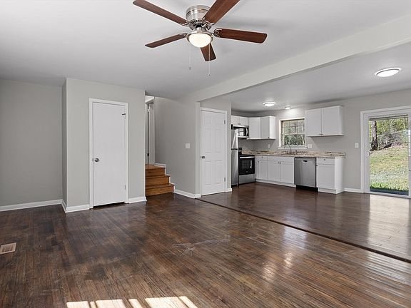 5th image of 2320 Northbrier Ln