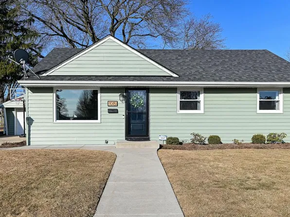 1015 5th AVENUE, Grafton, WI 53024