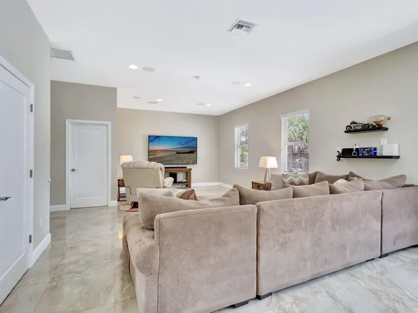 16575 69th Street N, The Acreage, FL 33470