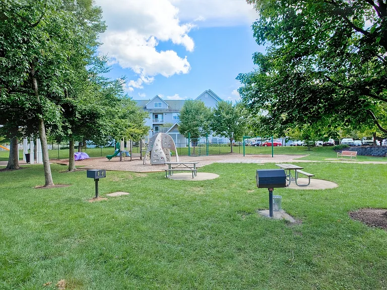The Artisan at Lawrenceville — Photo 43