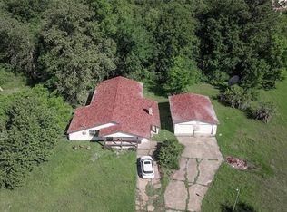 20 W Oakridge Dr, Pointblank, TX 77364