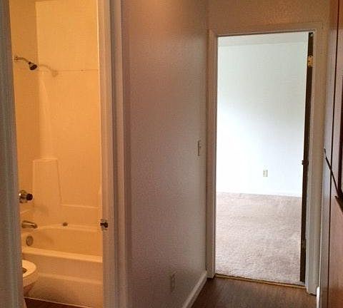 5th image of 1833 S Mills Ave