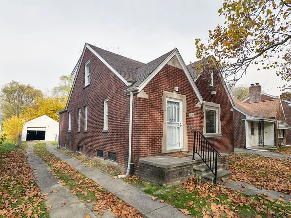 15411 Seymour St, Detroit, MI 48205