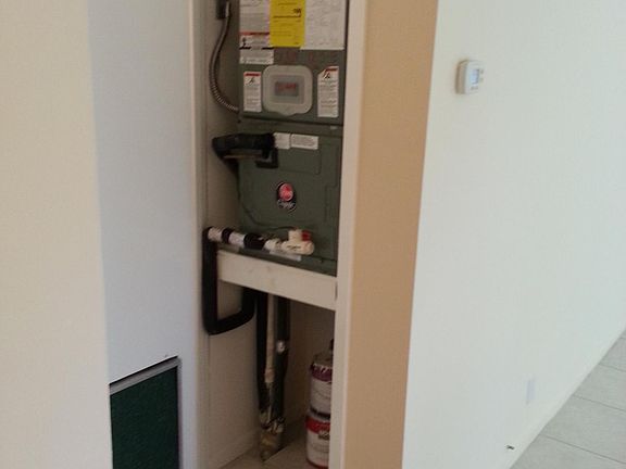 5th image of 410 S C St APT 4