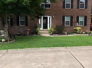 308 Lower Overlook Dr, Hurricane, WV 25526