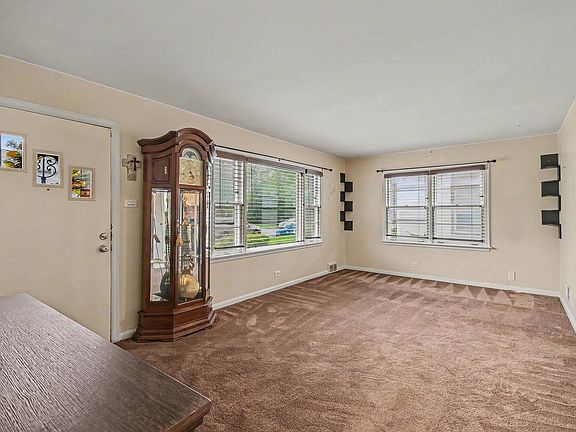 3rd image of 14806 Lawndale Ave
