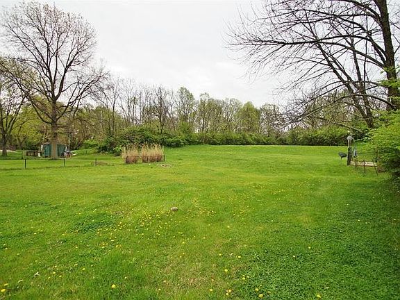 2nd image of 4779 Clevesdale Dr