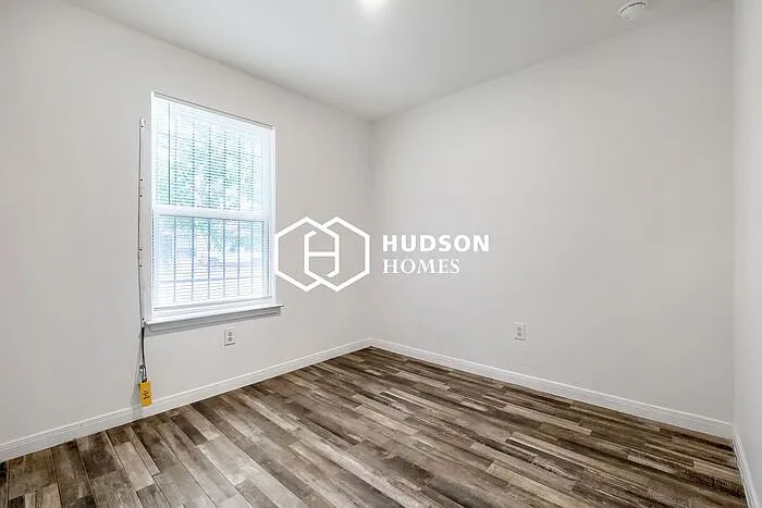 3318 Martin Luther King Dr — Photo 8