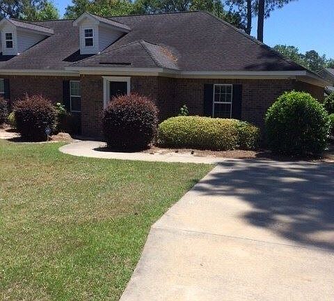 2nd image of 216 Courtney Way #B