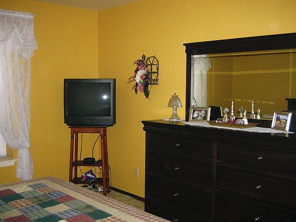 5th image of 125 N University Dr Unit 111