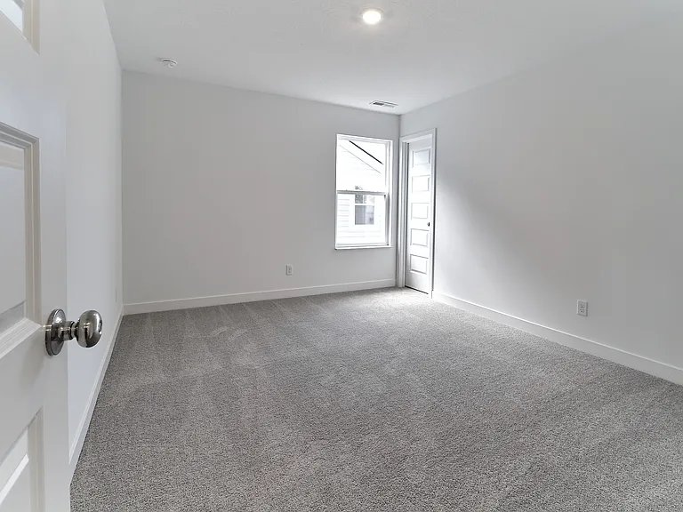 422 Eisenhower St — Photo 52
