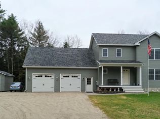 15 Strawberry Patch Ln, Freeport, ME 04032