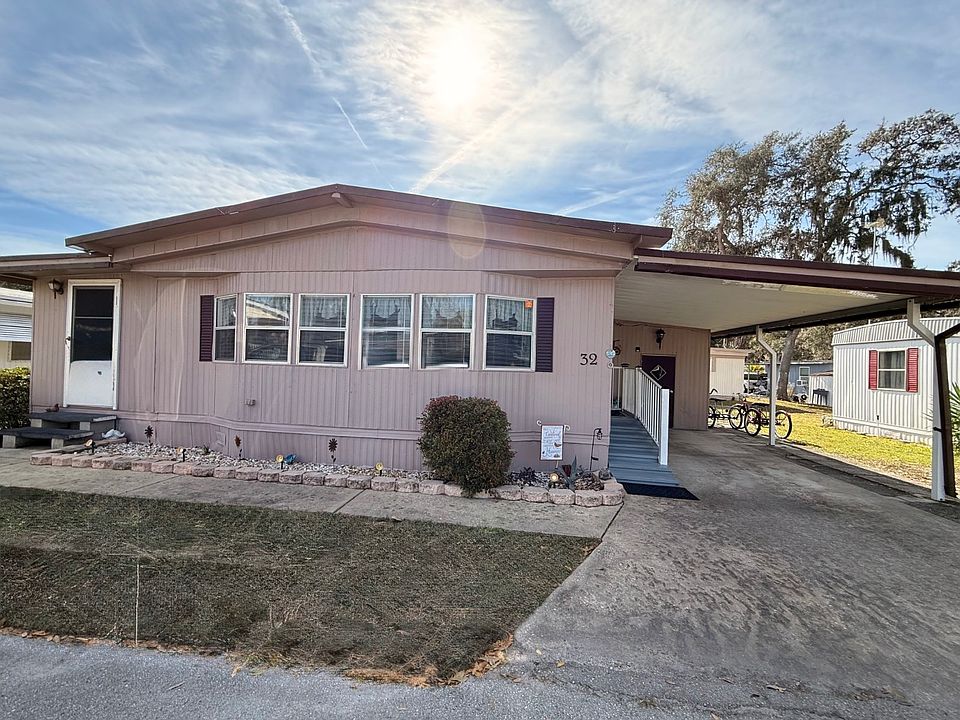 1st image of 32 Ashley Ave #32