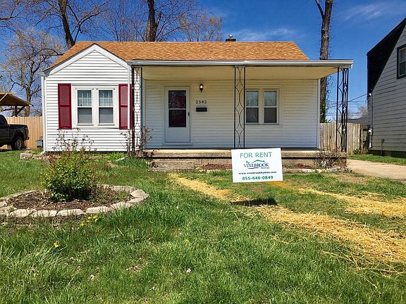 4th image of 2382 Vendome Dr