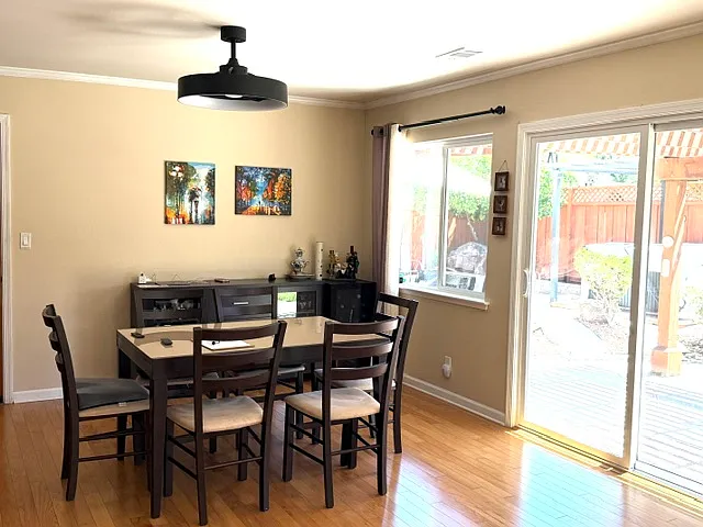 4 bed, 1598 sqft, $5,950 — Photo 3