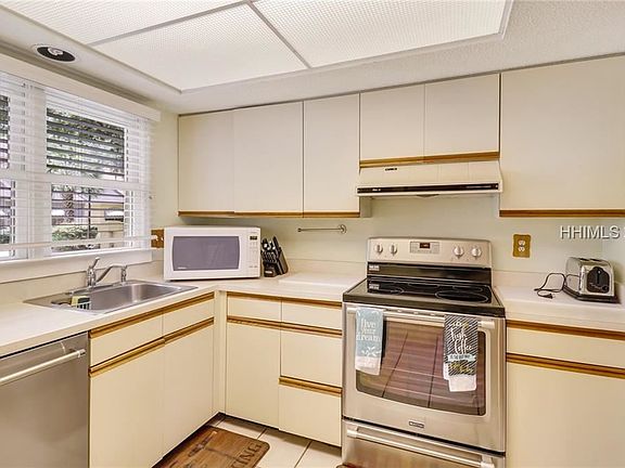 4th image of 4 Wimbledon Ct APT 103