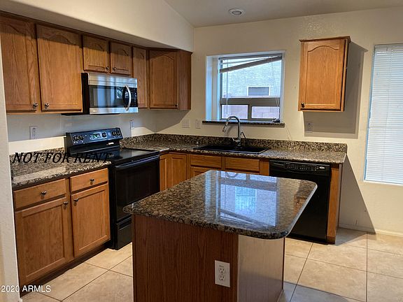 5th image of 1059 N 158th Ave