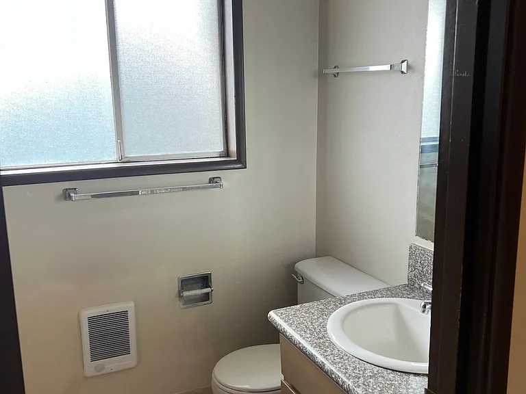 12265 SW Hall Blvd #4 — Photo 9