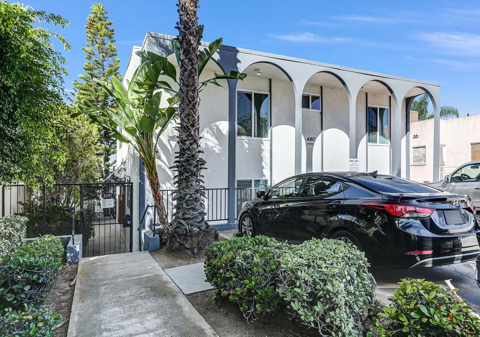 4160 Hamilton Street — Photo 3