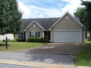 1474 Bromwich Dr, Winston Salem, NC 27127