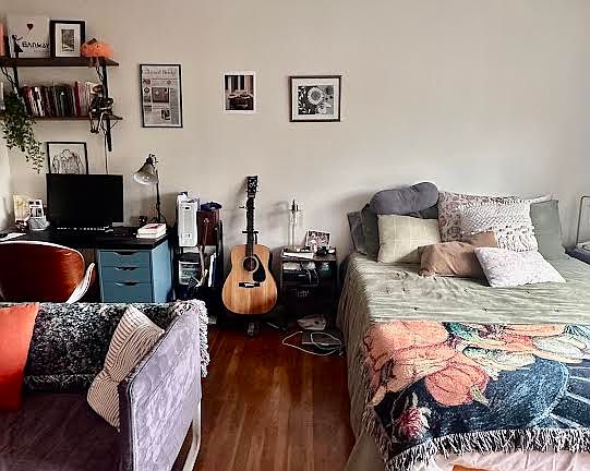 5th image of 18 Radcliffe Rd #306