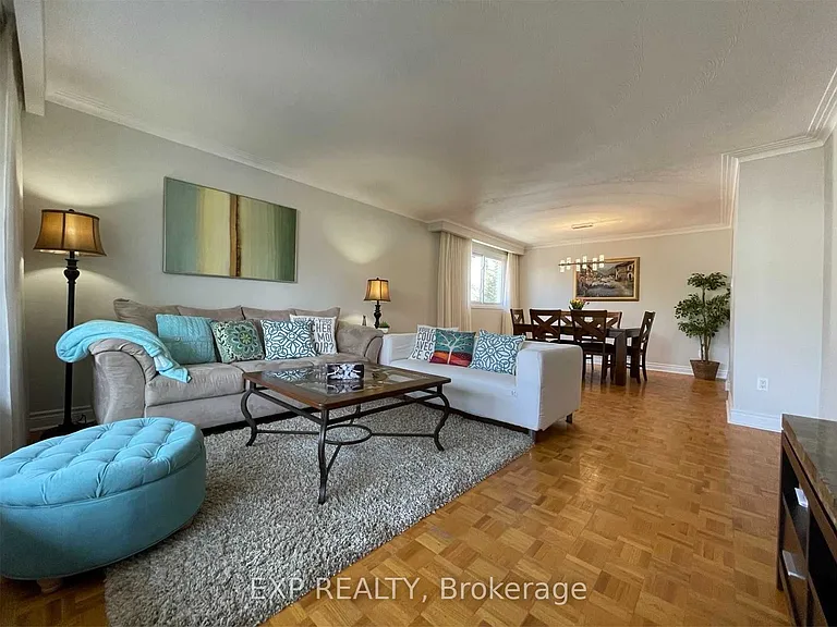 23 Markhaven Rd — Photo 2