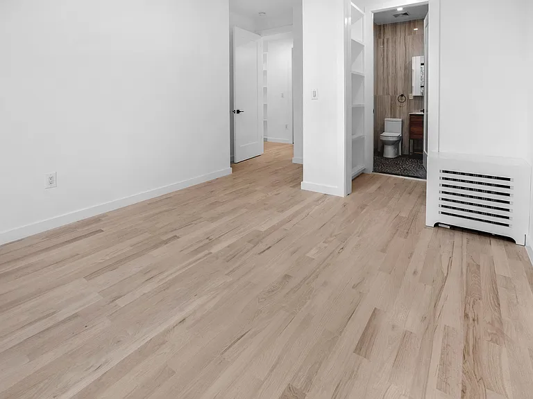 945 W End Ave #2C1 — Photo 6