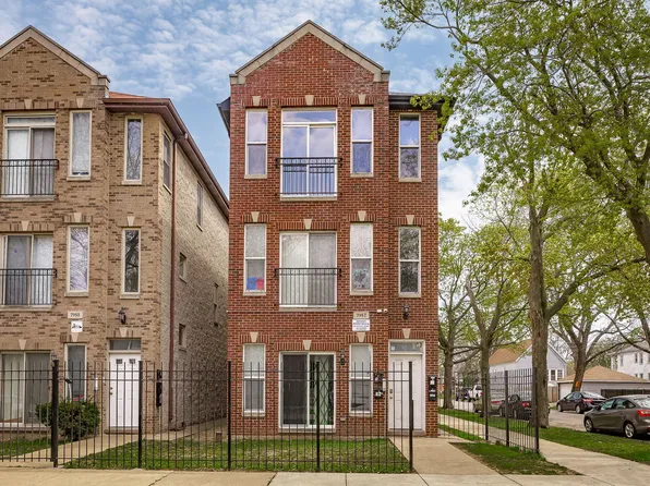 7957 S Manistee Ave, Chicago, IL 60617