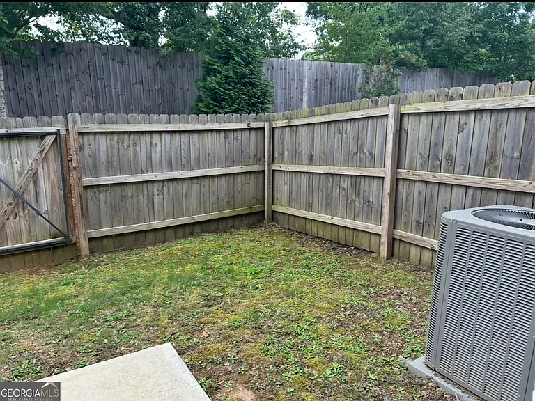 18 Steelwood Ct — Photo 25