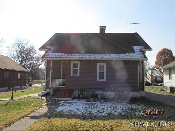 2nd image of 410 E Adams St