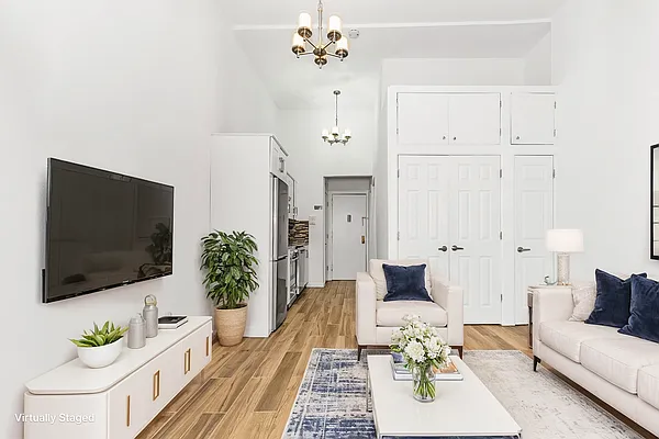 Rented by REAL New York | media 1