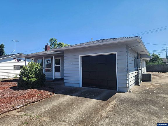 4th image of 1208 28th Ave SE
