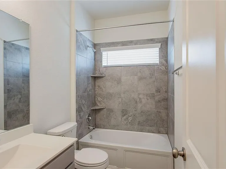 713 Mallow Rd — Photo 18