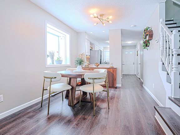 5th image of 76 Shelburne Road