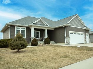 4821 Prairie Dock Rd, Cedar Falls, IA 50613