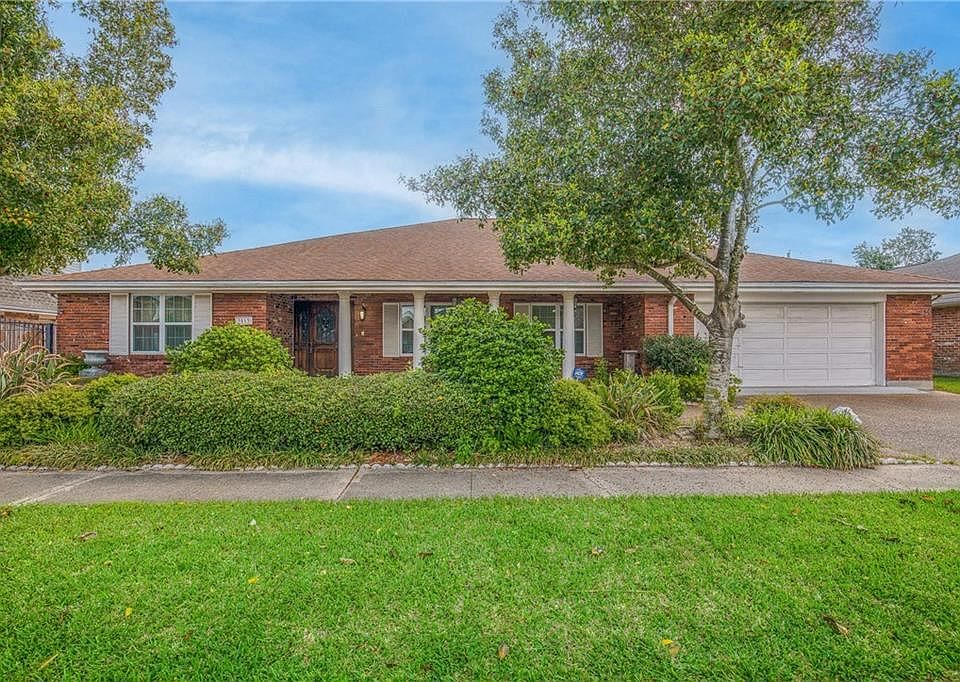 1st image of 3513 N Turnbull Dr